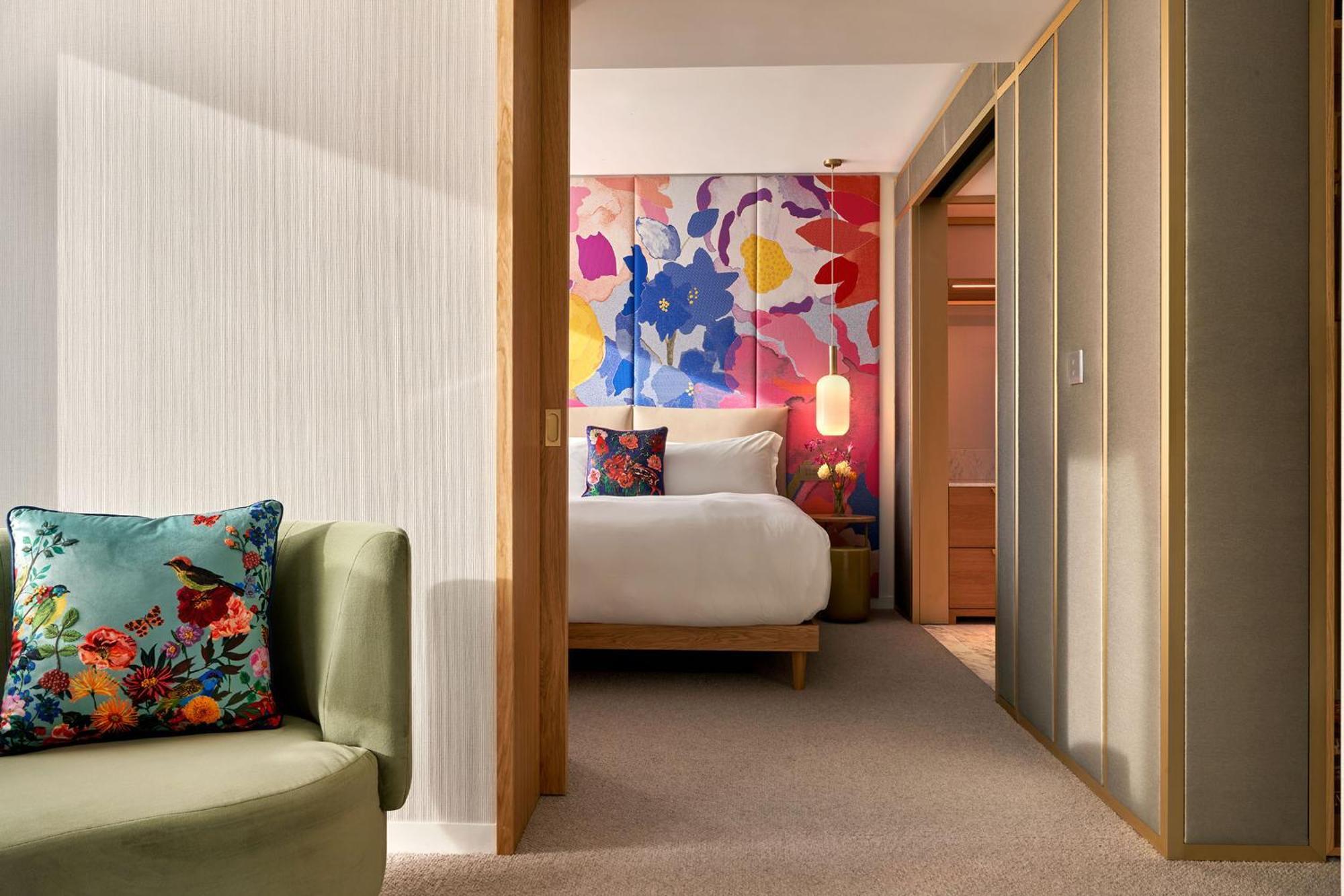 The Botree - Preferred Hotels And Resorts Londres Exterior foto A suite at the London Edition